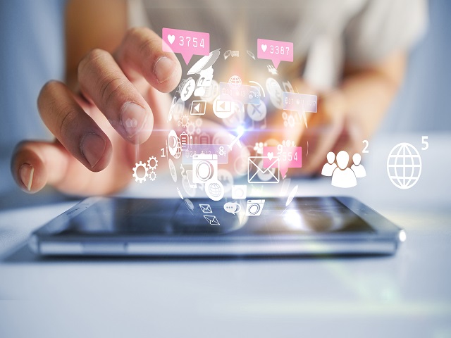 Exportación digital de servicios basados en el conocimiento